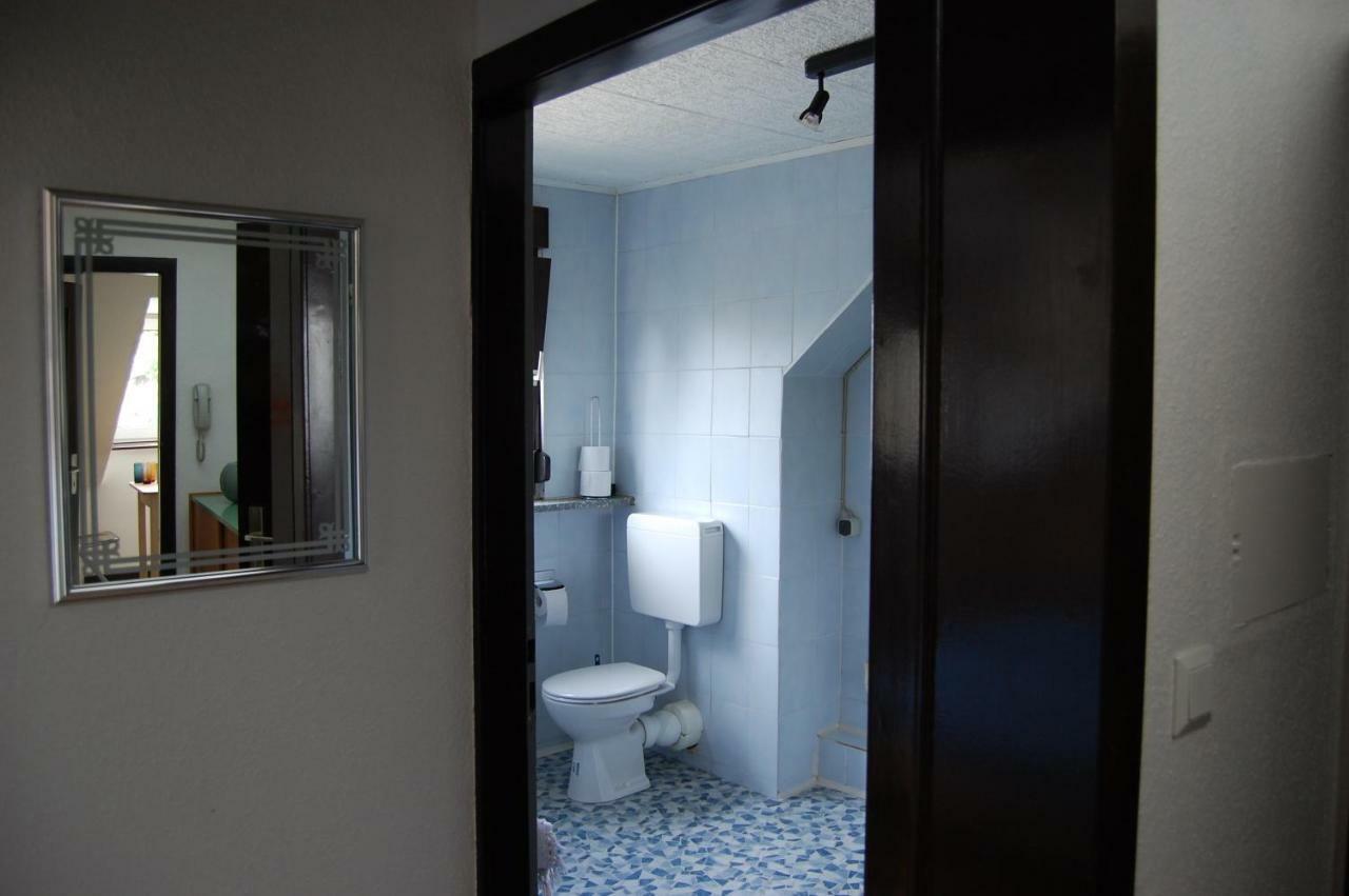 Modern Comfort Inn Kreuzau Dış mekan fotoğraf